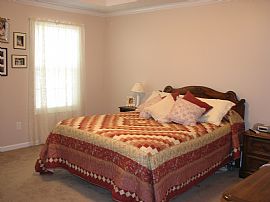 ranch home oncorner lot in quiet nghbrhd in Covington, GA (Photo 4 of 6)