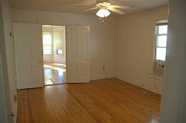 Historic District, upper level apt. in Winchester, VA (Photo 2 of 6)