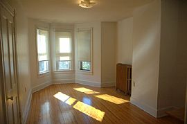 Historic District, upper level apt. in Winchester, VA (Photo 3 of 6)