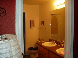 New, Pristine 2BR/2 1/2 BA Townhome in Broomfield, CO (Photo 5 of 6)