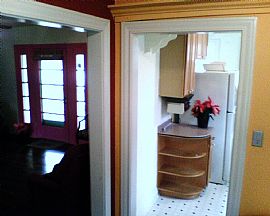 Vintage 1940s Hyde Park Home + Studio in Austin, TX (Photo 4 of 6)