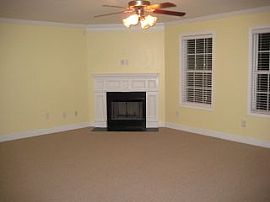 LUXERIOUS RENTAL in Jefferson, GA (Photo 3 of 6)