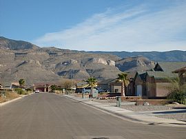 FULLY LOADED BEAUTIFUL 2000 SQ FT HOME in Alamogordo, NM (Photo 6 of 6)