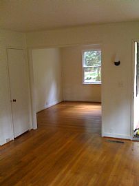 Beautiful 3 bed 2 bath near everything in Atlanta, GA (Photo 4 of 5)