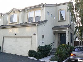 6-Yr New upgraded TownhomeMoreland Sch in San Jose, CA (Photo 2 of 5)