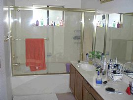 Gilbert Islands, new carpet, paint, ++! in Gilbert, AZ (Photo 4 of 5)