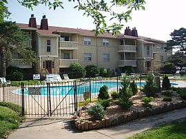 Large Apartment. Professionally maintained in Wichita, KS