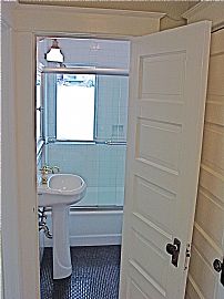 Close-in restored NE PDX home  in Portland, OR (Photo 4 of 5)