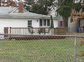 Updated Single Family Home w/Fenced Yard in Delaware, OH (Photo 3 of 6)