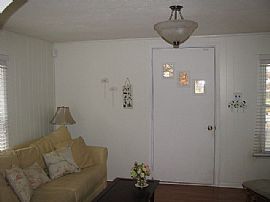 Updated Single Family Home w/Fenced Yard in Delaware, OH (Photo 4 of 6)