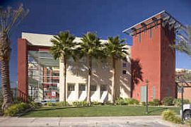 Luxury Upscale 2 Bed / 2 Bath BEST DEAL! in Las Vegas, NV (Photo 5 of 5)