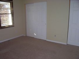 Spacious 2bd, 1.5 bath home. Great area! in Valley Park, MO (Photo 3 of 4)