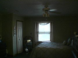 4br 2ba GORGEOUS LOG CABIN STYLE 2level  in East Hanover, NJ (Photo 5 of 5)