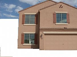 Luxurious Two Storey Single Family House in Maricopa, AZ