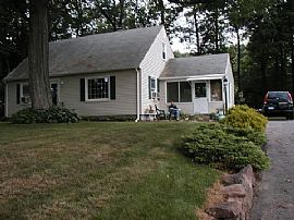 Convenient and comfortable house in Simsbury, CT