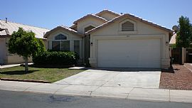 3 bdrm/2 ba/2 cg Single Level Home  in Gilbert, AZ