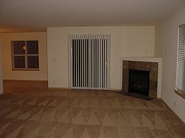 Luxurious 3 bd, 2.5 bath, 2 car-garage. in Bothell, WA (Photo 3 of 5)
