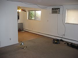 3 beds/2 baths, HEAT INCLUDED!! in Denver, CO (Photo 2 of 5)