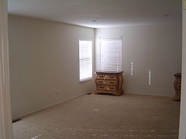 Huge 4 Bedroom Home in Littleton  in Littleton, CO (Photo 5 of 5)