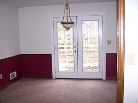 CHARMING 3 BDRM FAMILY HOME FOR RENT in Stone Mountain, GA (Photo 5 of 6)