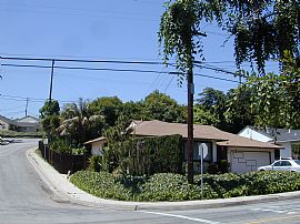 Californian single family home in Monterey Park, CA