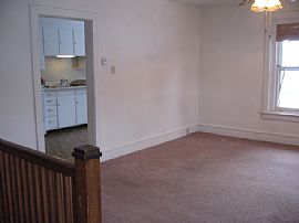 2nd floor apartment in a Victorian home in Souderton, PA (Photo 2 of 4)