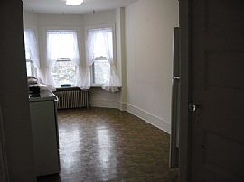 2nd floor apartment in a Victorian home in Souderton, PA (Photo 4 of 4)