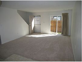 Adorable Townhome - Classic & Cozy in Thornton, CO (Photo 2 of 2)