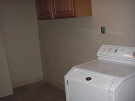 Totsally renovated house for rent in Aurora, CO (Photo 4 of 6)