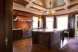 Renovated 7 Bedroom Mansion in Kenwood in Minneapolis, MN (Photo 2 of 6)