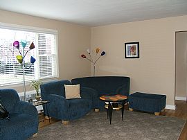 Red Bank, Large Apartment for Rent!! in Red Bank, NJ