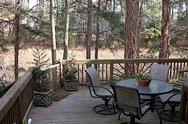 Immaculate condo near oceanfront in Virginia Beach, VA (Photo 2 of 4)