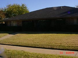 Sparkling Pool in Plano, TX