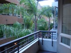 Newer/Contemporary Downtown 1 BR Condo  in San Diego, CA (Photo 4 of 6)