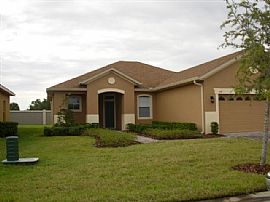 Beautiful Home on Exclusive Senior Commu in Poinciana, FL