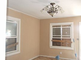 2 bedroom house newly remodeled in Modesto, CA (Photo 3 of 4)