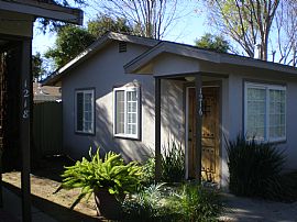 Serene Cottage Style Apartments in Ojai, CA