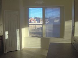 3 bdr + office -NEW BRICK HOME in New Braunfels, TX (Photo 2 of 4)