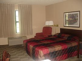 Fully Furnished Studio Suites/Month to M in Oceanside, CA (Photo 4 of 5)