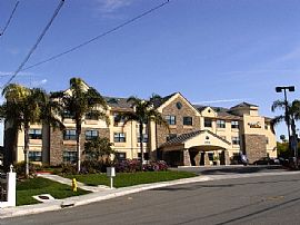 Fully Furnished Studio Suites/Month to M in Carlsbad, CA