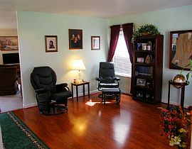 Alderbrook Home in Hillsboro, OR (Photo 2 of 6)