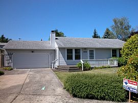 Stunning Richard Park Home in Beaverton, OR