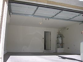 NICE, QUITE 7 MILES AWAY FROM STRIP in Las Vegas, NV (Photo 4 of 5)