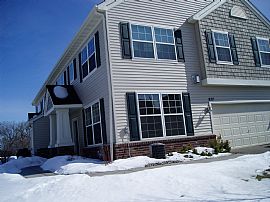 Townhome with all the extas in Chaska in Chaska, MN (Photo 6 of 6)
