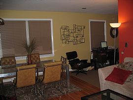 Large 1 bedroom corner co-op  in Hartsdale, NY (Photo 2 of 6)