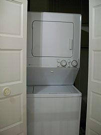 1BR room available includes utilties in Southport, CT (Photo 4 of 4)
