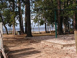 Home in Gulf Breeze in Gulf Breeze, FL (Photo 5 of 5)