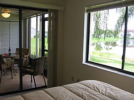 Fantastic Turn Key gated condo in Fort Myers, FL (Photo 5 of 6)