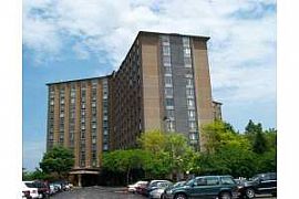 Luxurious 2 Bedroom 2 Full Bath Condo in Palatine, IL (Photo 6 of 6)