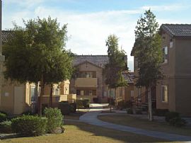 3 and 4 Bedrooms Available in Cathedral City, CA (Photo 3 of 4)